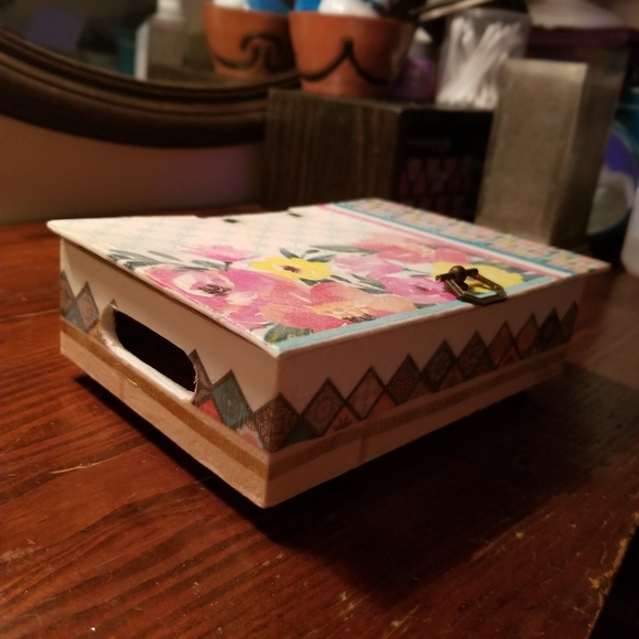 Keepsake/Jewelry Box - Picture 11 of 11